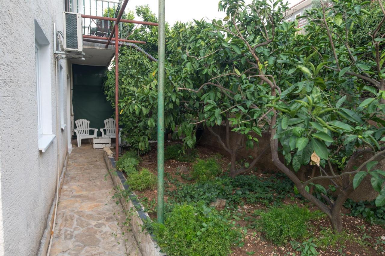 Villa Fjaba - By The Sea - With The Big Terraces & Great Sea View Трогир Екстериор снимка