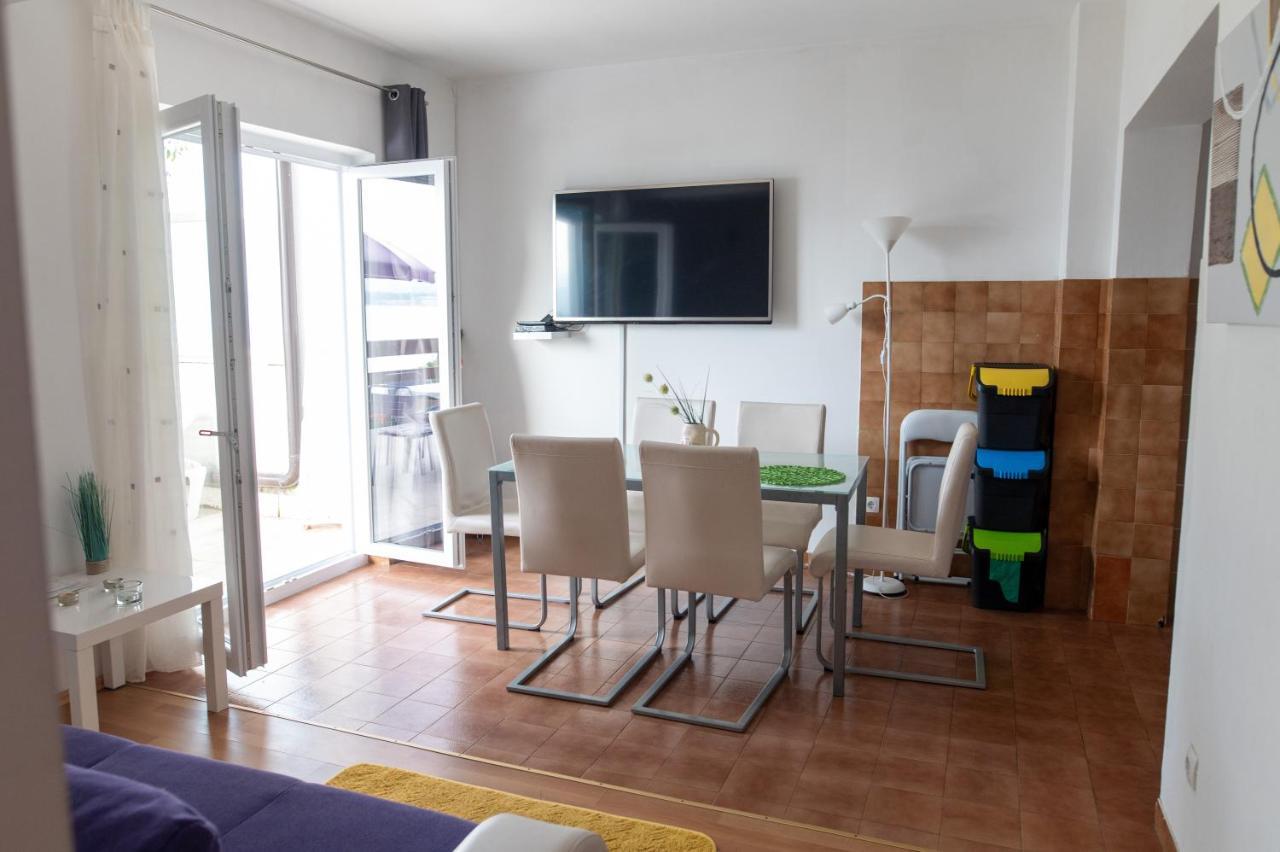 Villa Fjaba - By The Sea - With The Big Terraces & Great Sea View Трогир Екстериор снимка