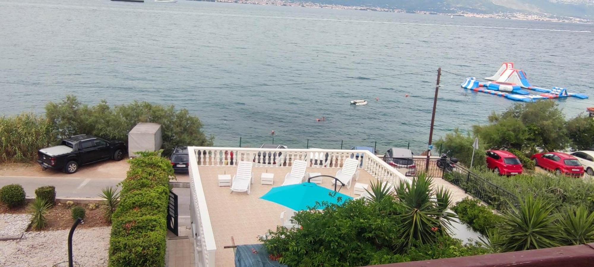 Villa Fjaba - By The Sea - With The Big Terraces & Great Sea View Трогир Екстериор снимка